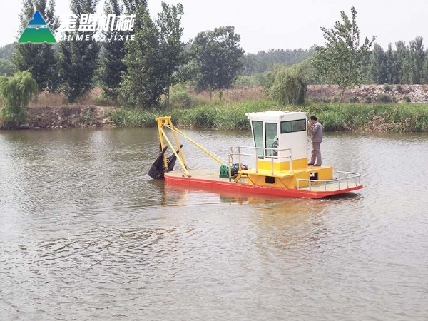 小型起锚艇